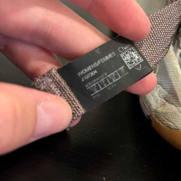 Chaco Odyssey Sandal gray and purple - Women’s 10 - Picture 4 of 6